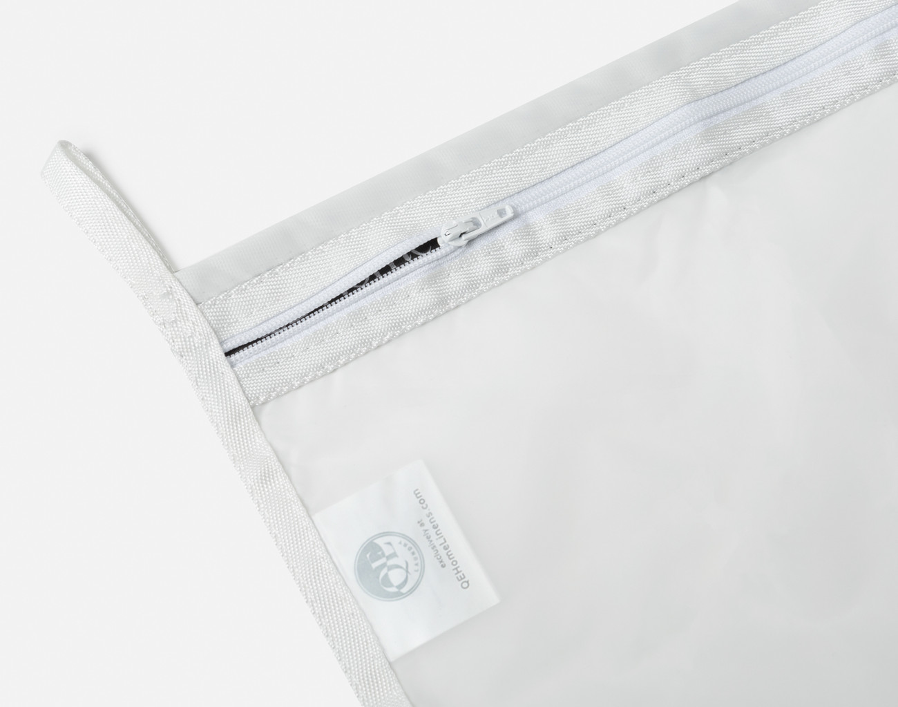  2-Pack WashGuard Medium Mesh Laundry Bags - Enhanced Fabric  Care - Dual Protection - Sustainable Washing - USA-Based Brand : Home &  Kitchen