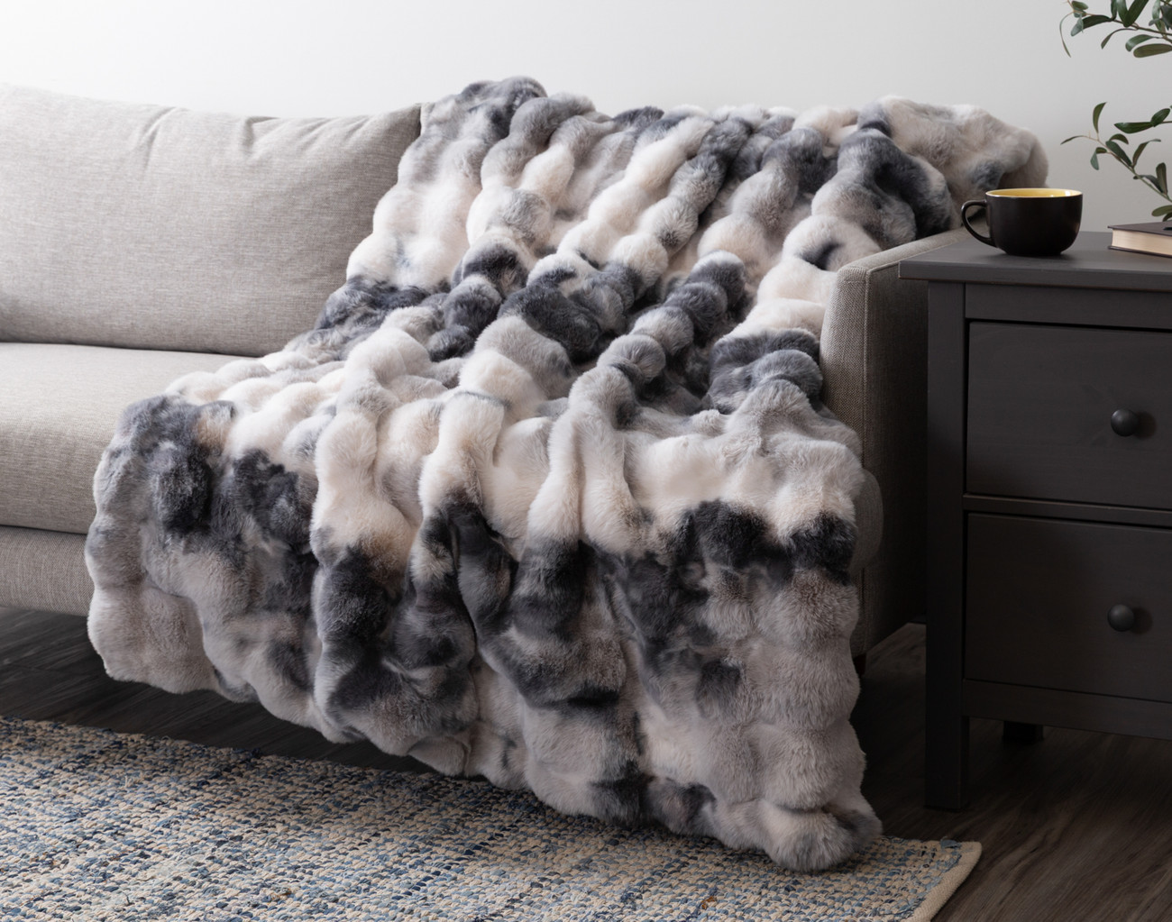 Bubble Faux Fur Throw Deep Pond QE Home