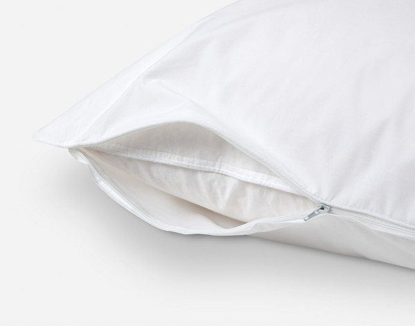 Prima Pillow Protector, zipper view.