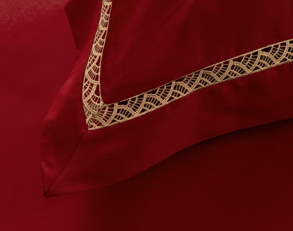 Close-up on the flanged edge and gold brocade border on our Chateau Pillow Sham.