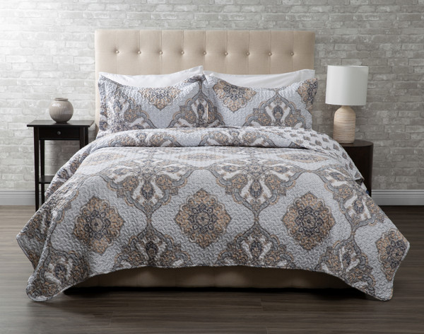 Front view of our Arleigh Coverlet Set dressed over a queen bed.