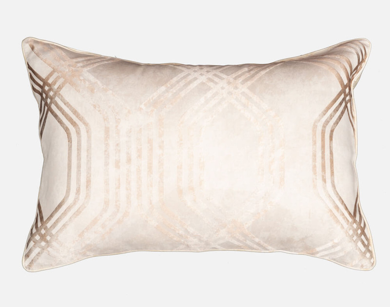 Mirasol Pillow Sham in beige with gold pattern