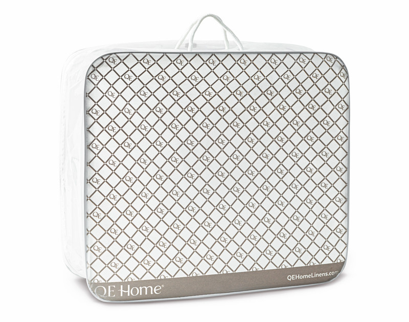 Reverse of our Duvet Storage Bag featuring a diamond lattice pattern.