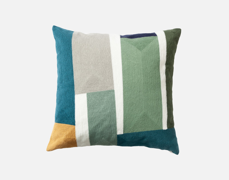 Housse de coussin carrée brodée Colour Block - Meadow