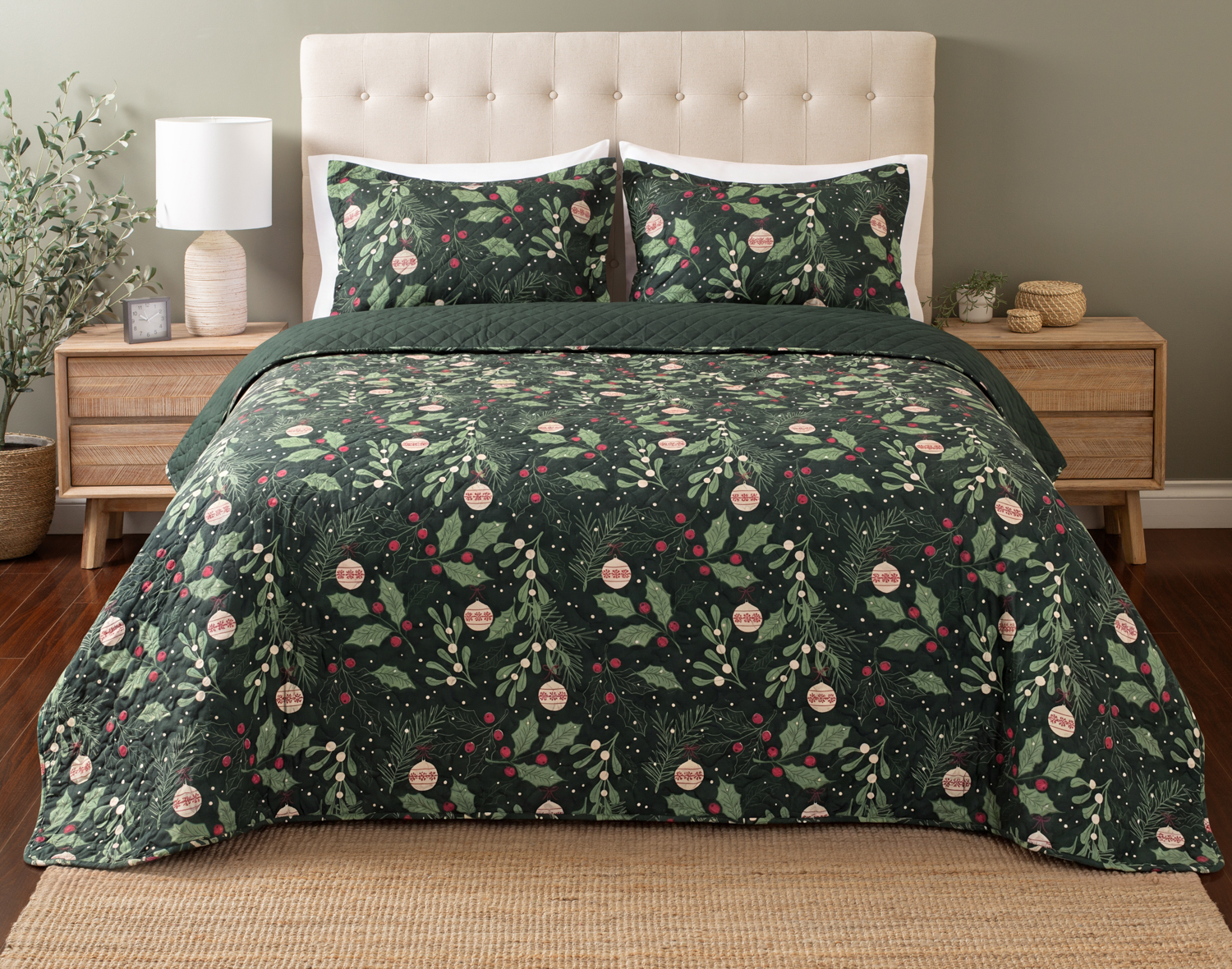 Everwood Recycled Polyester Coverlet Set, Seasonal, Green,