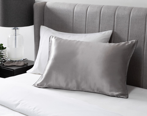 QE Home 100% Mulberry Silk Piped Edge Pillow Sham in Silver, Grey