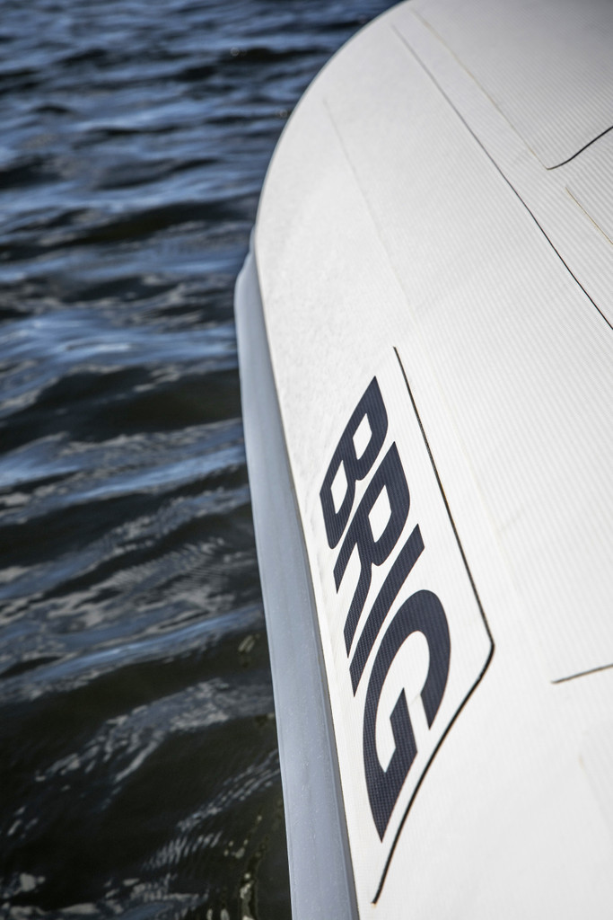 BRIG | EAGLE 10 w/ Twin Yamaha F300