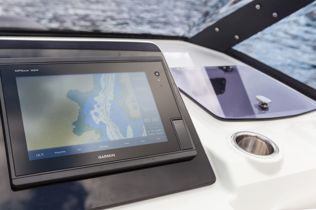 BRIG | EAGLE 10 w/ Twin Yamaha F300