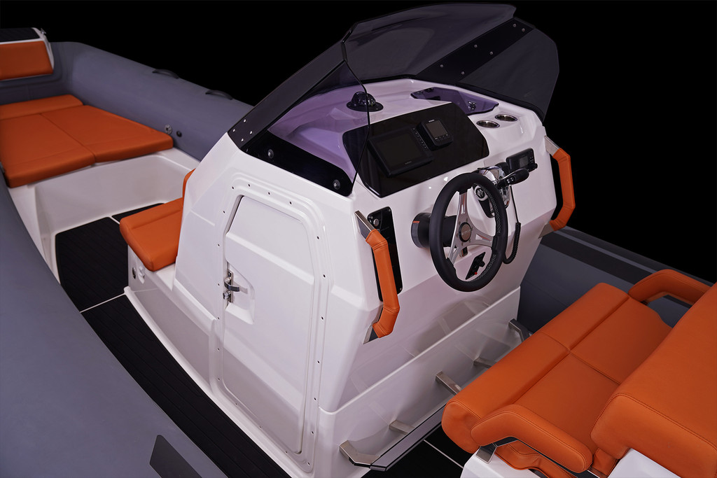 BRIG | EAGLE 8 w/ Yamaha F300XSB