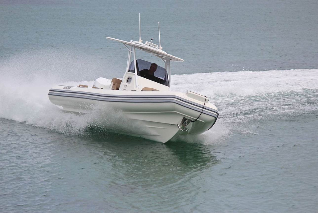 BRIG | EAGLE 8 w/ Yamaha F300XSB