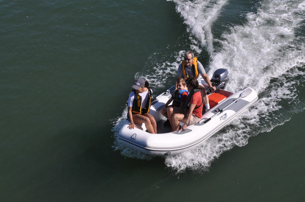 Achilles LSI Series Inflatable Boat | LSI-310E - RJ Nautical