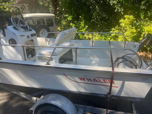 1985 Boston Whaler Montauk 17 BWCJ6267B585