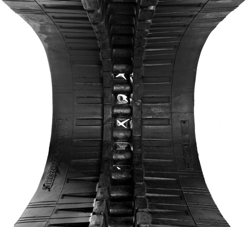 Bobcat E60 - MWE Heavy Duty Block Pattern Rubber Track