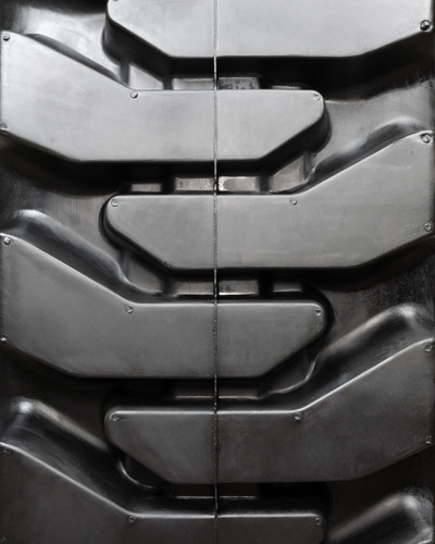 GEHL V400 - 14-17.5 MWE Mounted Heavy Duty Solid Rubber Tire