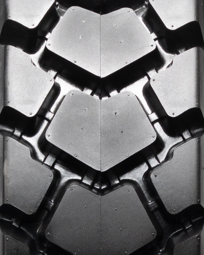 JCB 260W - 12x16.5 (12-16.5) MWE 14-Ply Skid Steer Heavy Duty Tire