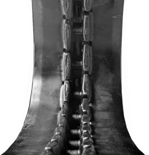 9" Camso Heavy Duty MX Pattern Rubber Track (230x96x31)