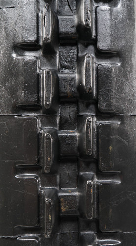 Vermeer S450TX - MWE Heavy Duty MX Pattern Rubber Track