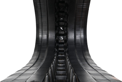 Bobcat T250 - 18" MWE Heavy Duty C Pattern Rubber Track (450x86Bx55)
