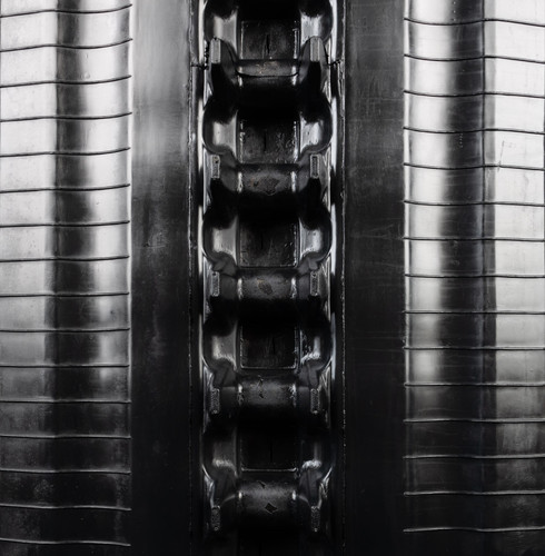 Bobcat T595 - 16" Camso Heavy Duty Camso SD Pattern Rubber Track (400x86Bx49)