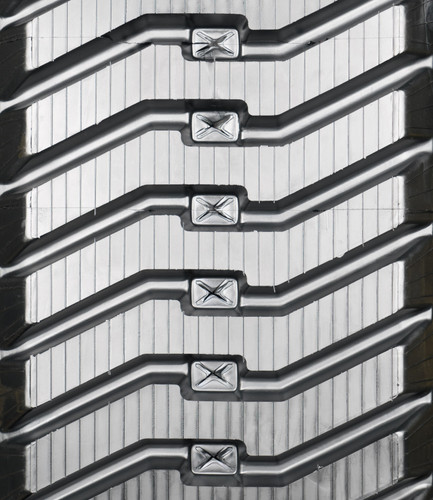 JCB 260T ECO - 18" MWE Heavy Duty BD Pattern Rubber Track (450x86Bx56) (Wide Fitment)