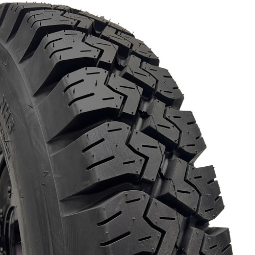 Mustang 2042 - 7.50x16 (7.50-16) OTR 10-Ply Skid Steer Heavy Duty Tire Mounted on Gloss Black Rims