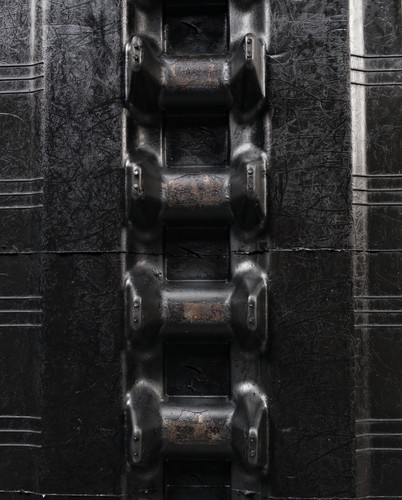 13" MWE Standard Duty C Pattern Rubber Track (320x86Bx49)