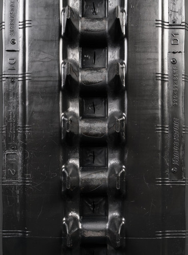 Bobcat T190 - 13" Bridgestone Extreme Duty Block Pattern Rubber Track (320x86Bx49)