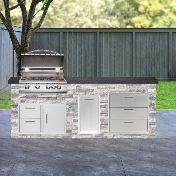 Left grill w/ American Black Polished granite counter & Alaska Gray stone sides