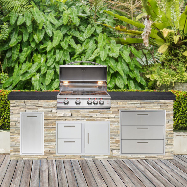 Center grill w/ American Black Polished granite counter & Honey Golden stone sides