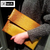 2017 Fashion Women Day Clutches Bags Serpentine Leather Messenger Crossbody Bags Ladies Evening Party Bags Designer Handbags