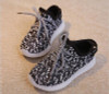 2017 Fashion Colorful lighted Children shoes LED Lovely Cool New brand Cool kids sneakers casual baby boys girls shoes