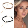 LEATHER NECKLACE WITH GEOMETRIC DROP OFFER