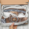 MESH RUNNING SHOES