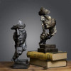 Carved statue Sculpture Crafts for Living Room, Bedroom, and Office Modern Home Decoration