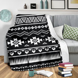 Black And White Aztec Pattern Print Blanket KTSR