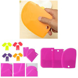 3Pcs Smoother Scraper Dough Pizza Cutter Pastry Slicer Blade Bread Scraper Blade Kitchen Tool Pastry Cutters (Random Color)