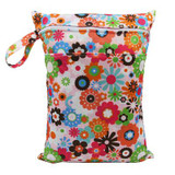 30x40cm Washable Baby Cloth Diaper Bags Nappy Reusable Waterproof Cartoon Print Double Zipper Pockets Wet Dry Bags Wetbags
