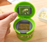 WALFOS hot sales Practical Home Kitchen Tool Kit Garlic Press Chopper Slicer Hand Presser Garlic Grinder Free Shipping