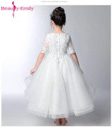 Beauty Emily White/Ivory Lace Flower Girl Dresses 2018 for Weddings Party Gown First Communion Dresses for Girls Lace up