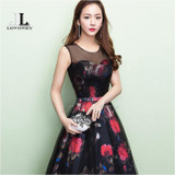 LOVONEY M209 Sexy See Through Back Long Prom Dresses 2017 A Line Flower Pattern Floor-Length Prom Party Gown Robe De Soiree