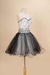 Robe De Cocktail Elegant Sexy Real Black Short Cocktail Dresses 2017 Short Black Ruffled Tulle Bling Party Dresses