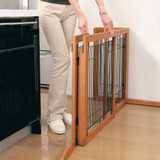 Richell Freestanding Pet Gate HS - Width: 28.3" to 47.2"