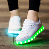 Fashion Big Kids Mens Womens Glowing Sneakers Shoes with Light Up Luminous Sneakers Baskets Led Slippers Tenis LED Feminino 30