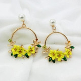Flower Drop Pearl Earrings