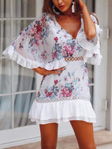 Boho Chic Floral Mini Dress with Hollow Batwing Sleeves - Perfect for Summer Style
