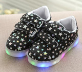 2017 fashion LED light glowing sneakers kids cool breathable Cute boys girls shoes casual classic hot sales baby children shoes