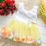 New 2017 Baby Girls Dresses Pleated Cute Style Beautiful Flower Dress Sleeveless in Baby Girls Clothing and Mini Princess Dress