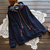 Hooded Sweatshirt Women Long Sleeve Autumn Winter Fleece Outerwear 2017 Female Casual Front Pocket Vintage Embroidery Hoodies