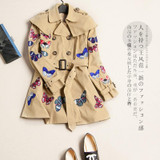 Casacos 2017 New Spring Autumn Sobretudo feminino Coat Embroidery Butterfly pattern double breasted British style Trench coat