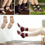 2017 Fashion Xmas Women Warm Soft Wool Christmas Snowflake Deer Long Thick Winter Socks Gift Hot Selling